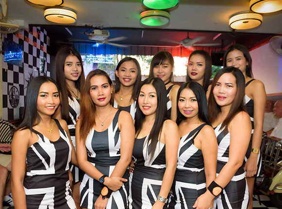Top 8 Beer Bars in Soi Buakhao (2021) | Pattaya Prestige Properties